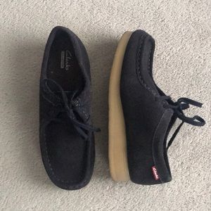 Navy blue Clark’s!